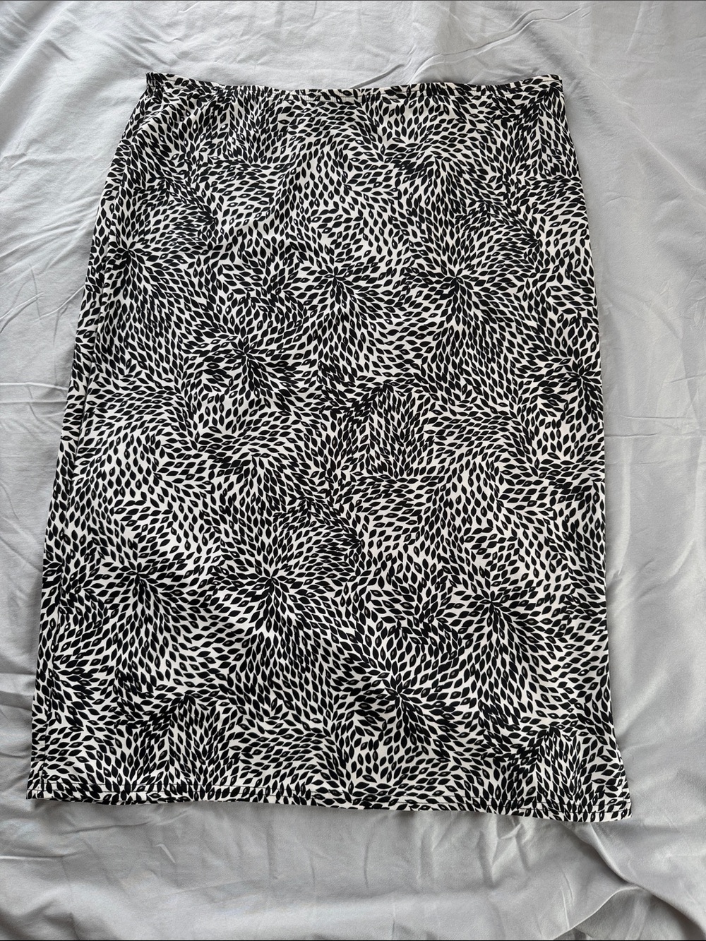 Black & White Printed Pencil Skirt
